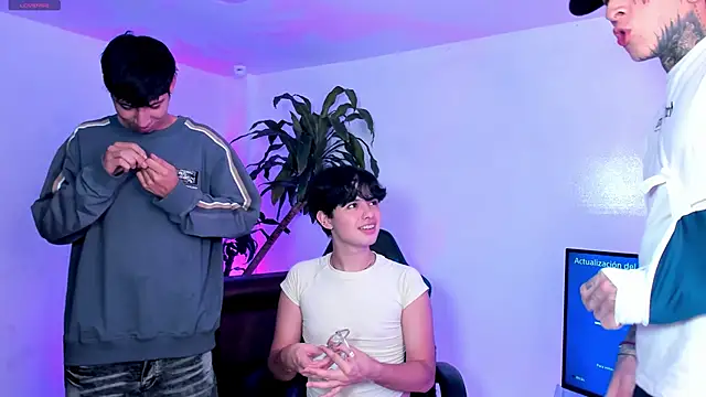 Handsomeboyss19 online show from 09/19/25, 01:40