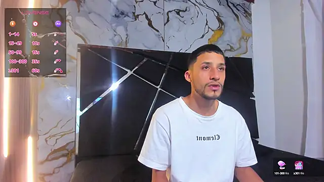 Akame Draco online show from 10/15/25, 03:39