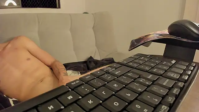 Snapshot of lordpussy__ chatting on 09/20/25, 02:56 lordpussy online show from 09/20/25, 02:56