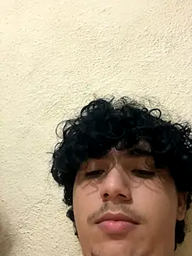 Snapshot of Casal-foda_braba chatting on 10/30/25, 01:07 Casal-foda braba online show from 10/30/25, 01:07