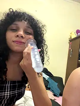 Snapshot of Casal-foda_braba chatting on 11/07/25, 12:54 Casal-foda braba online show from 11/07/25, 12:54