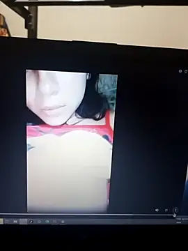 Zoro25  online show from 12/03/25, 07:05