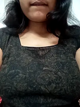 Snapshot of Hot-Jasmin chatting on 11/17/25, 02:39 Hot-Jasmin online show from 11/17/25, 02:39