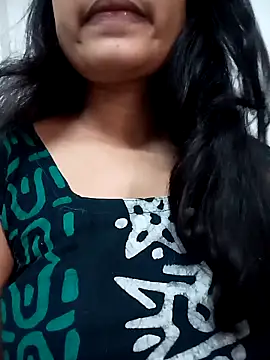 Snapshot of Hot-Jasmin chatting on 11/28/25, 02:03 Hot-Jasmin online show from 11/28/25, 02:03