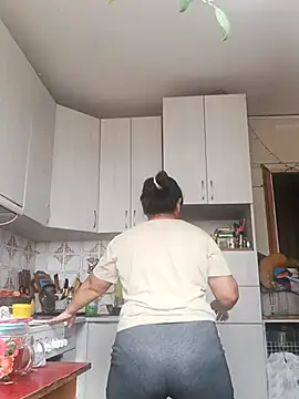 Luu-Lii777 online show from 10/07/25, 04:20