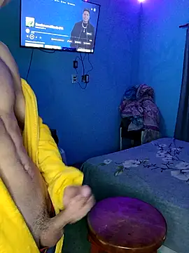 Snapshot of matiatr1112 chatting on 09/09/25, 04:01 matiatr1112 online show from 09/09/25, 04:01