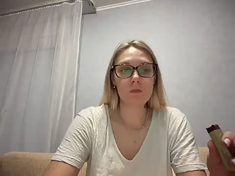NikexPretty online show from 10/27/25, 08:02