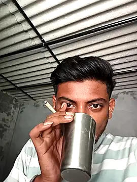 Snapshot of shektiwari chatting on 07/05/26, 04:52 shektiwari online show from 07/05/26, 04:52