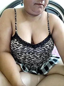 Snapshot of payal_261072_ chatting on 09/17/25, 08:21 payal 261072  online show from 09/17/25, 08:21