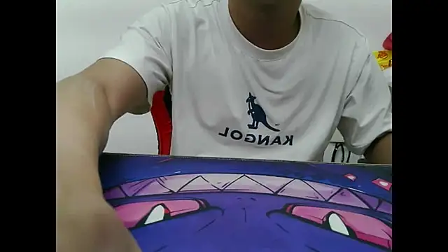 zhu000000 online show from 10/22/25, 06:13