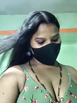Snapshot of Shneeha_le chatting on 02/03/26, 05:29 Shneeha le online show from 02/03/26, 05:29