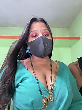 Snapshot of Shneeha_le chatting on 03/02/26, 04:47 Shneeha le online show from 03/02/26, 04:47
