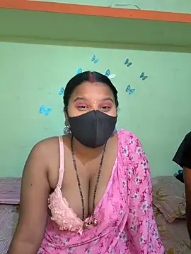 Snapshot of Shneeha_le chatting on 04/18/26, 05:17 Shneeha le online show from 04/18/26, 05:17