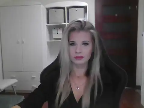 KristineGlow online show from 10/07/25, 07:16