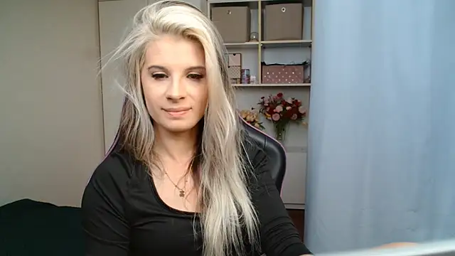 KristineGlow online show from 07/22/26, 02:20