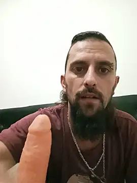 Snapshot of urugauchito chatting on 06/15/26, 10:23 urugauchito online show from 06/15/26, 10:23