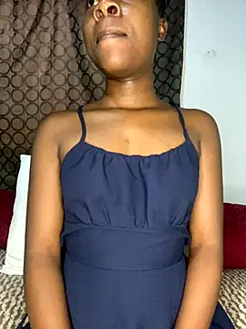 Crazyqueenxxx online show from 11/17/25, 11:27