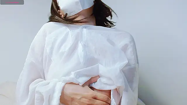 Snapshot of Zinzin_chan chatting on 09/27/25, 03:22 Zinzin chan online show from 09/27/25, 03:22