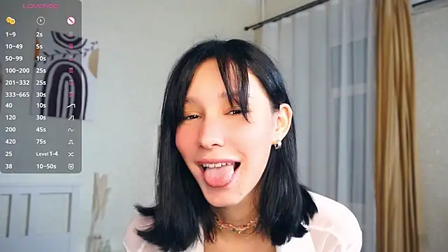 Snapshot of IrenePlamer chatting on 09/20/25, 07:37 IrenePlamer online show from 09/20/25, 07:37