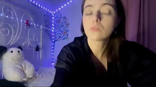 HoneyMist online show from 09/26/25, 06:12