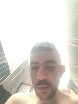 Snapshot of Morn_Z chatting on 05/27/26, 10:01 Morn Z online show from 05/27/26, 10:01