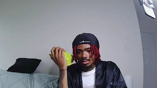 Snapshot of risktakinndolo chatting on 09/16/25, 05:14 risktakinndolo online show from 09/16/25, 05:14