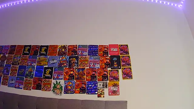 Snapshot of risktakinndolo chatting on 10/12/25, 03:00 risktakinndolo online show from 10/12/25, 03:00