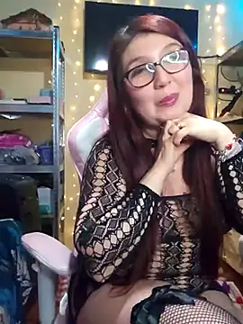 Snapshot of MaruMoon69 chatting on 10/23/25, 03:39 MaruMoon69 online show from 10/23/25, 03:39