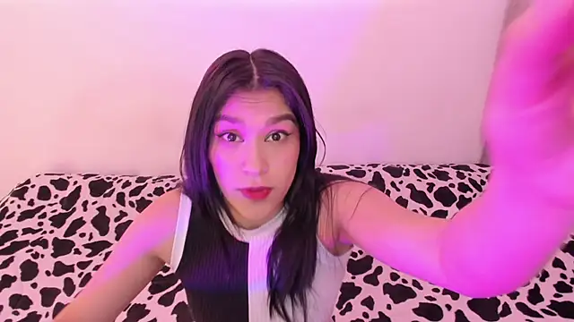 megaan cb online show from 10/06/25, 12:24