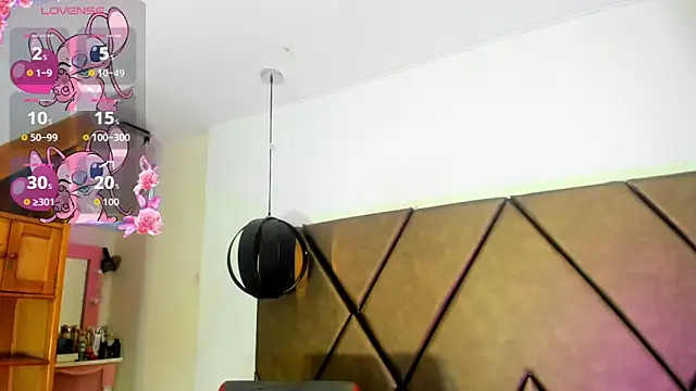 PenelopeGuzman   online show from 05/23/26, 07:07