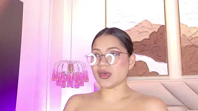 kendalFox  online show from 10/26/25, 02:12