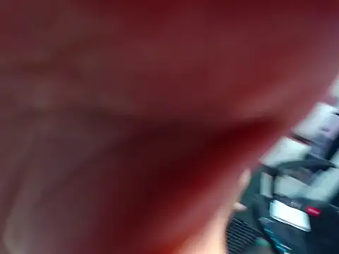 Snapshot of Gigi_Glase chatting on 09/15/25, 08:53 Gigi Glase online show from 09/15/25, 08:53