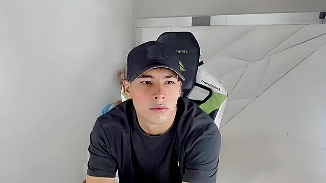 Austin col  online show from 10/04/25, 01:20