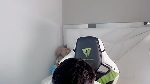 Austin col  online show from 10/08/25, 01:53