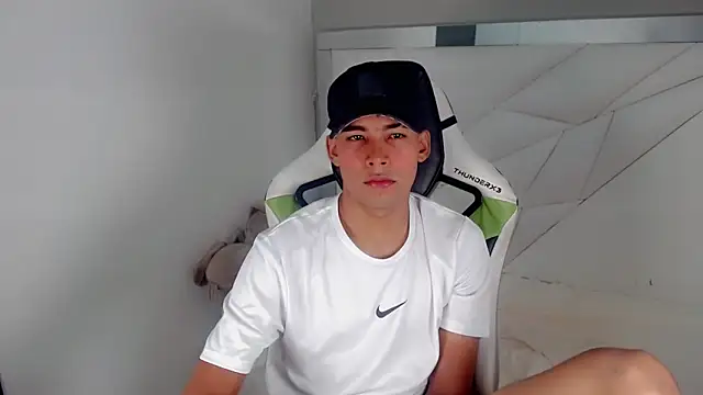 Austin col  online show from 10/10/25, 01:32