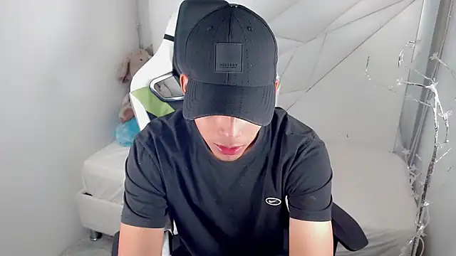 Austin col  online show from 10/15/25, 12:38