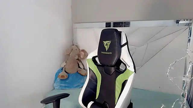 Austin col  online show from 10/24/25, 01:18