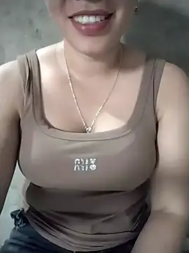 Snapshot of hong-sex chatting on 10/04/25, 08:56 hong-sex online show from 10/04/25, 08:56