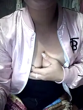 Snapshot of hong-sex chatting on 10/24/25, 03:08 hong-sex online show from 10/24/25, 03:08