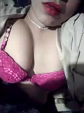 Snapshot of hong-sex chatting on 11/06/25, 12:28 hong-sex online show from 11/06/25, 12:28