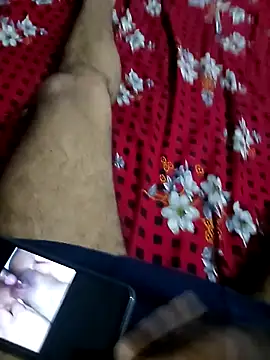 Snapshot of riyaroy087 chatting on 10/20/25, 07:25 riyaroy087 online show from 10/20/25, 07:25