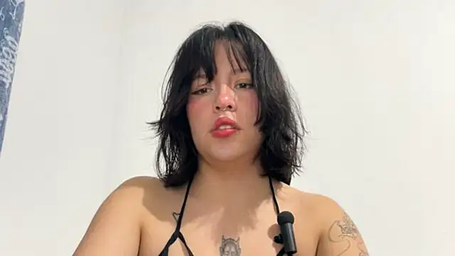 aliciia 23 online show from 10/11/25, 02:55