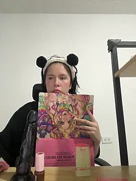 aliciia 23 online show from 10/12/25, 04:11