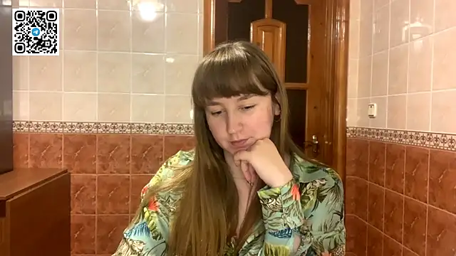 Snapshot of MaroonMoon_ chatting on 11/29/25, 08:34 MaroonMoon online show from 11/29/25, 08:34