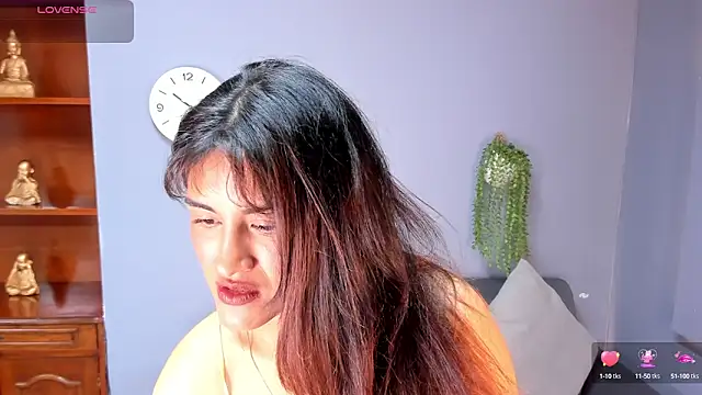 MeridaFox  online show from 10/11/25, 06:50