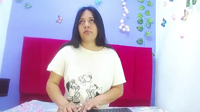 azahara cameroncm online show from 10/26/25, 03:56