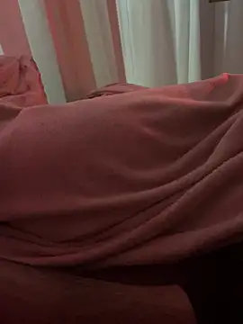 Snapshot of CaboMal chatting on 10/08/25, 01:47 CaboMal online show from 10/08/25, 01:47