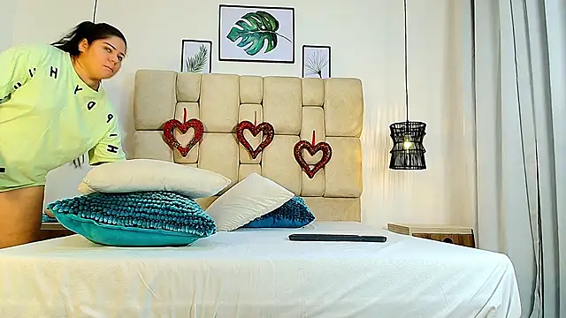 elizawiliamst online show from 09/29/25, 12:54