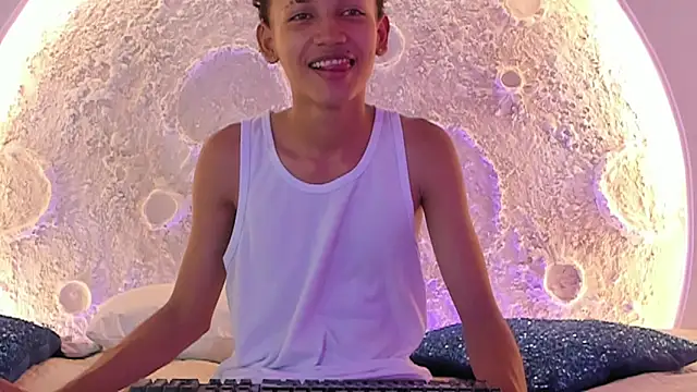  Noah19 online show from 09/29/25, 08:02