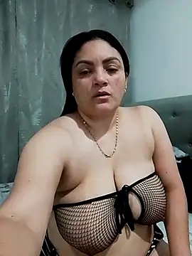 tiffany Johnson1 online show from 09/29/25, 01:22